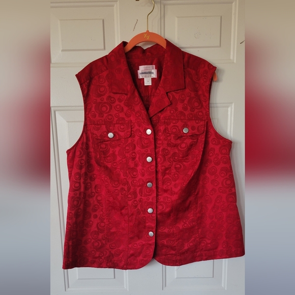 CJ Banks Red Notched Collar Vest - Picture 1 of 4